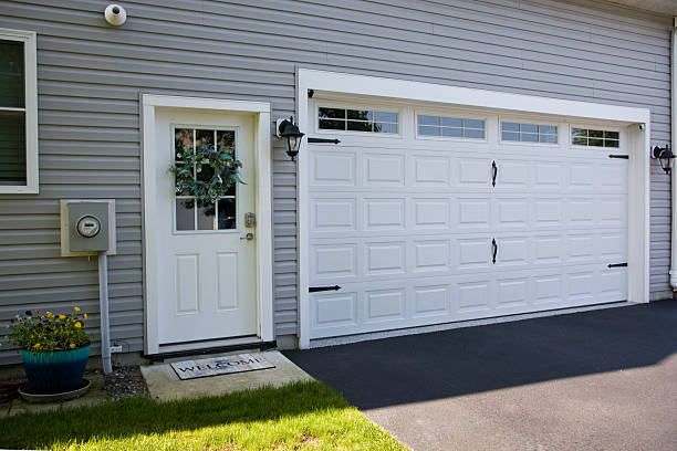 24/7 Emergency Garage Door Panel Replacement experts in West Wendover, NV